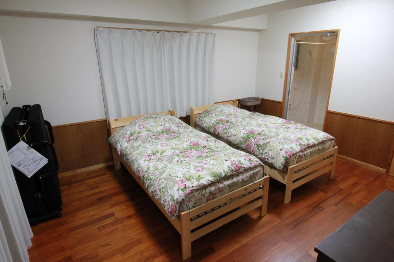 Utopia Mihama Chatan Exterior foto