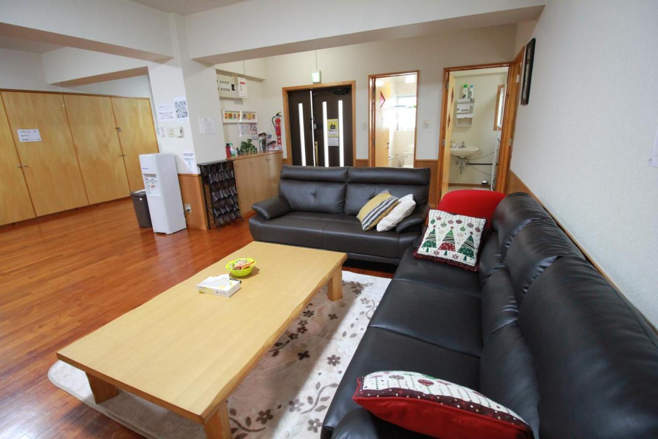 Utopia Mihama Chatan Exterior foto