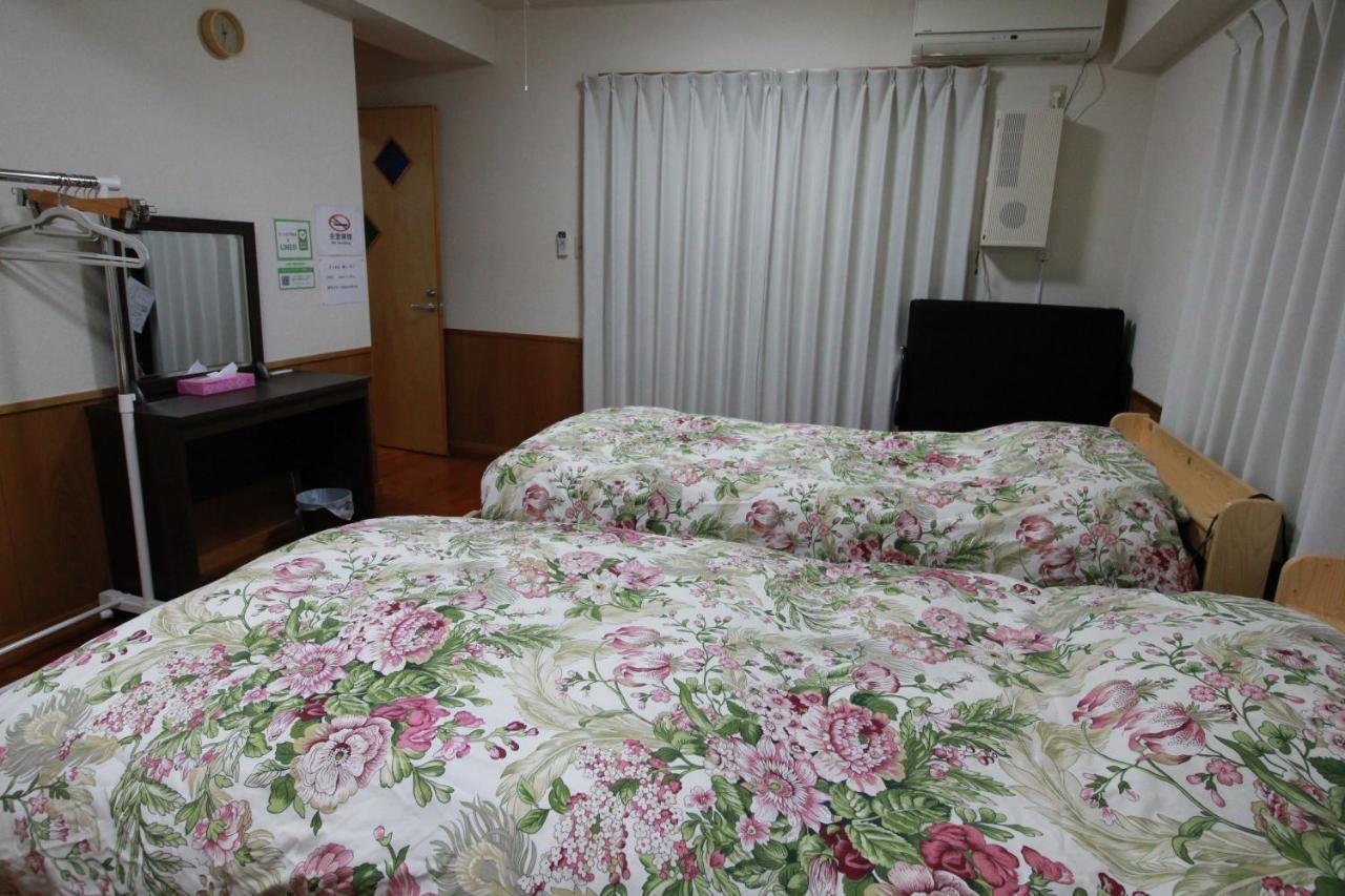Utopia Mihama Chatan Exterior foto