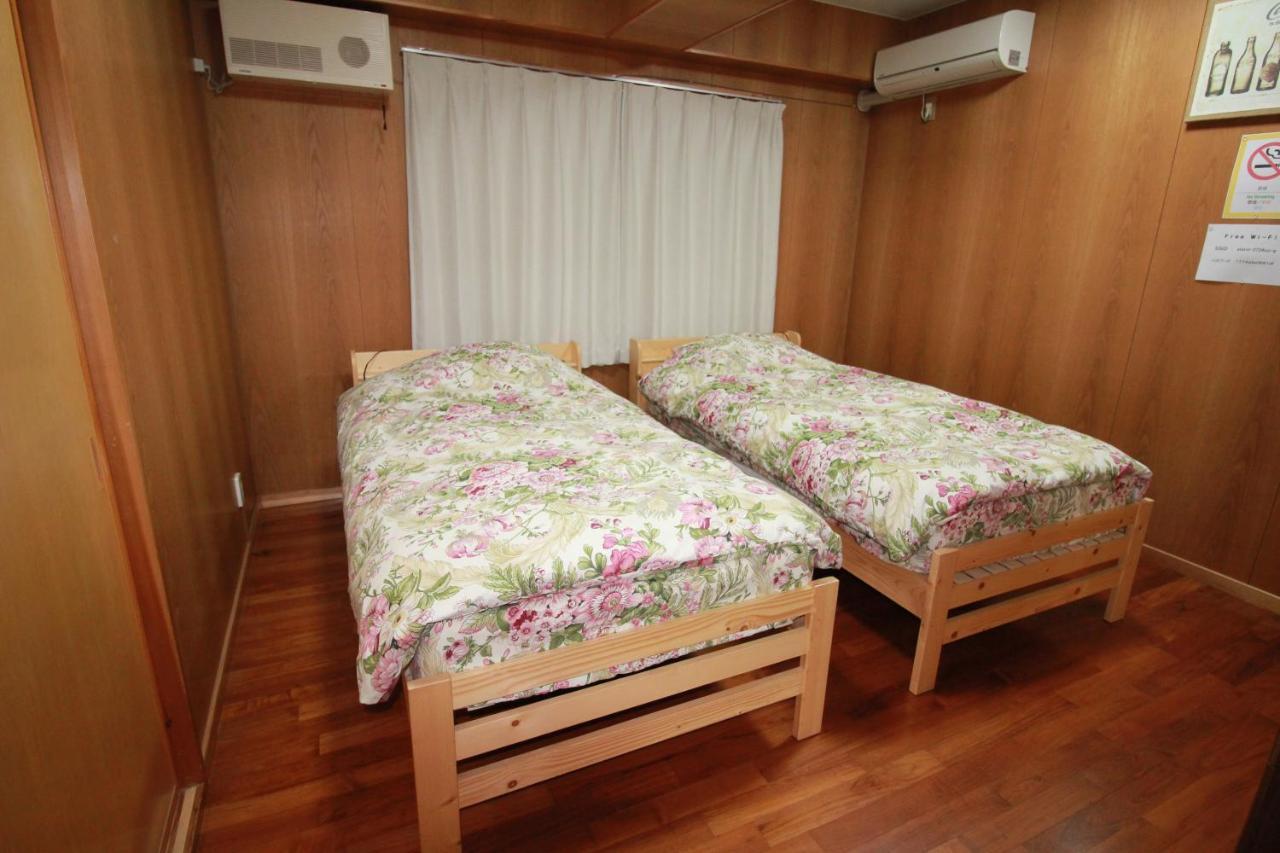 Utopia Mihama Chatan Exterior foto