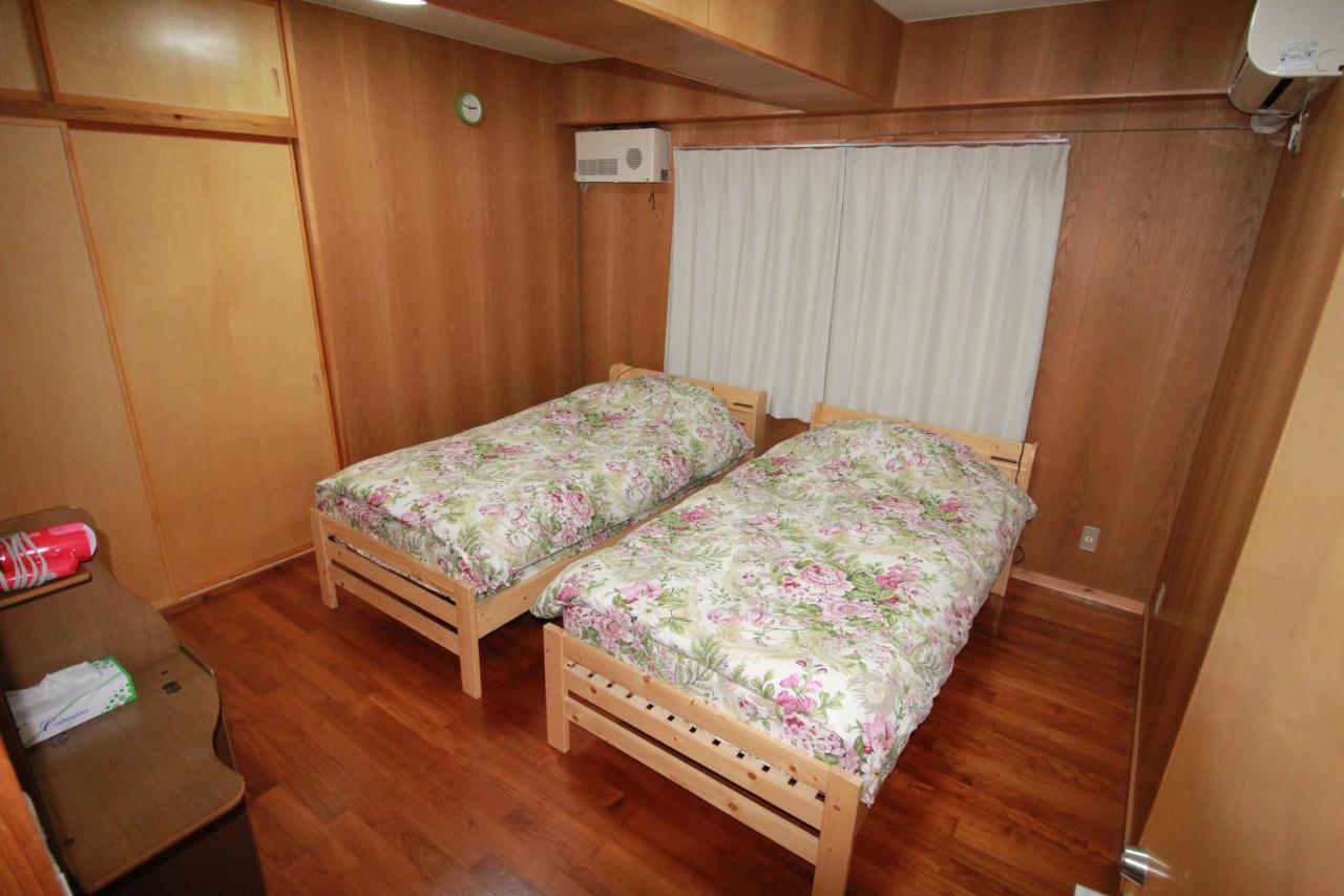 Utopia Mihama Chatan Exterior foto