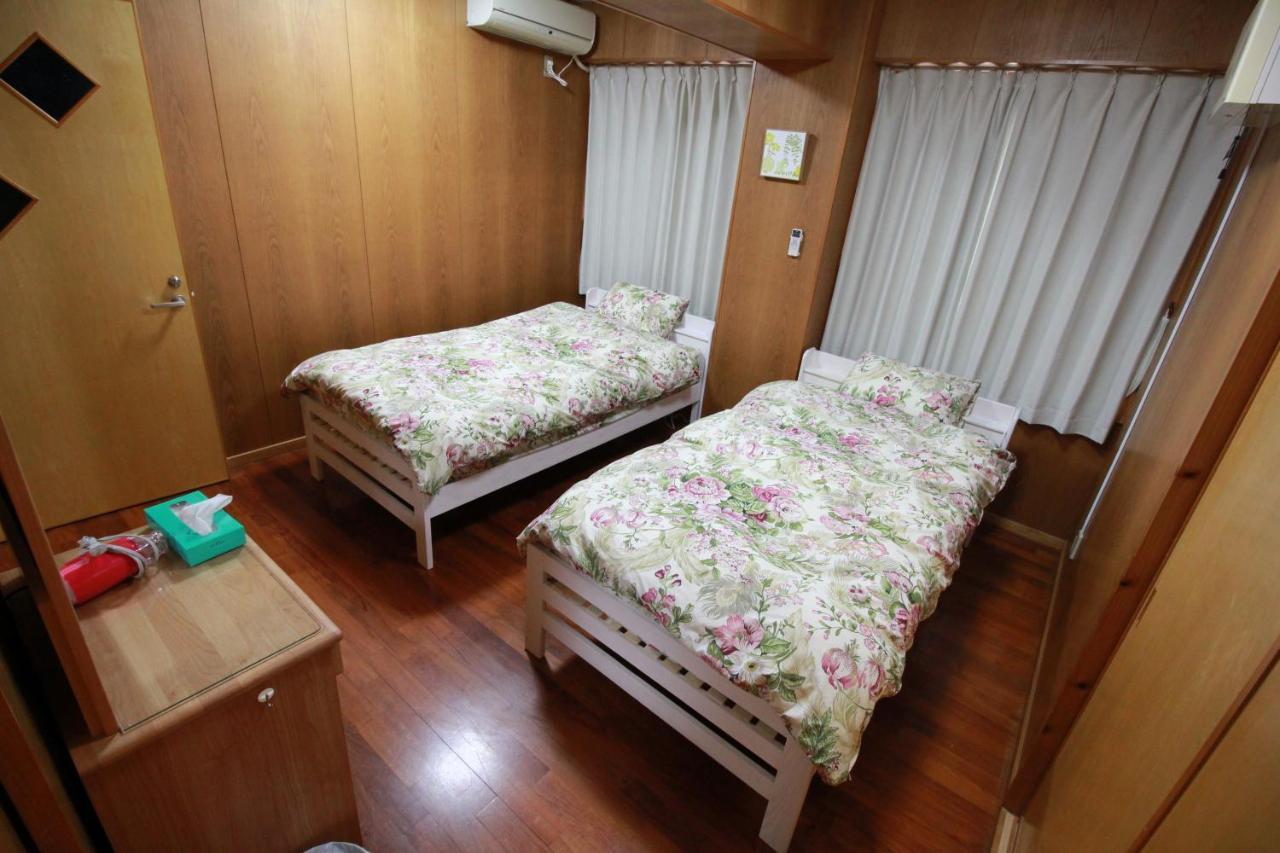 Utopia Mihama Chatan Exterior foto