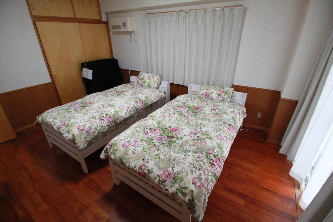 Utopia Mihama Chatan Exterior foto